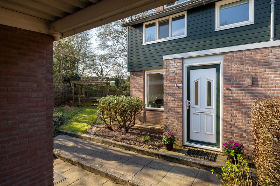 Photo 23 of Burgemeester de Bruijnstraat 65