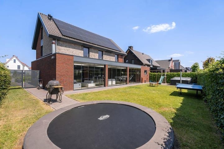 Photo 2 of Kransakker 18