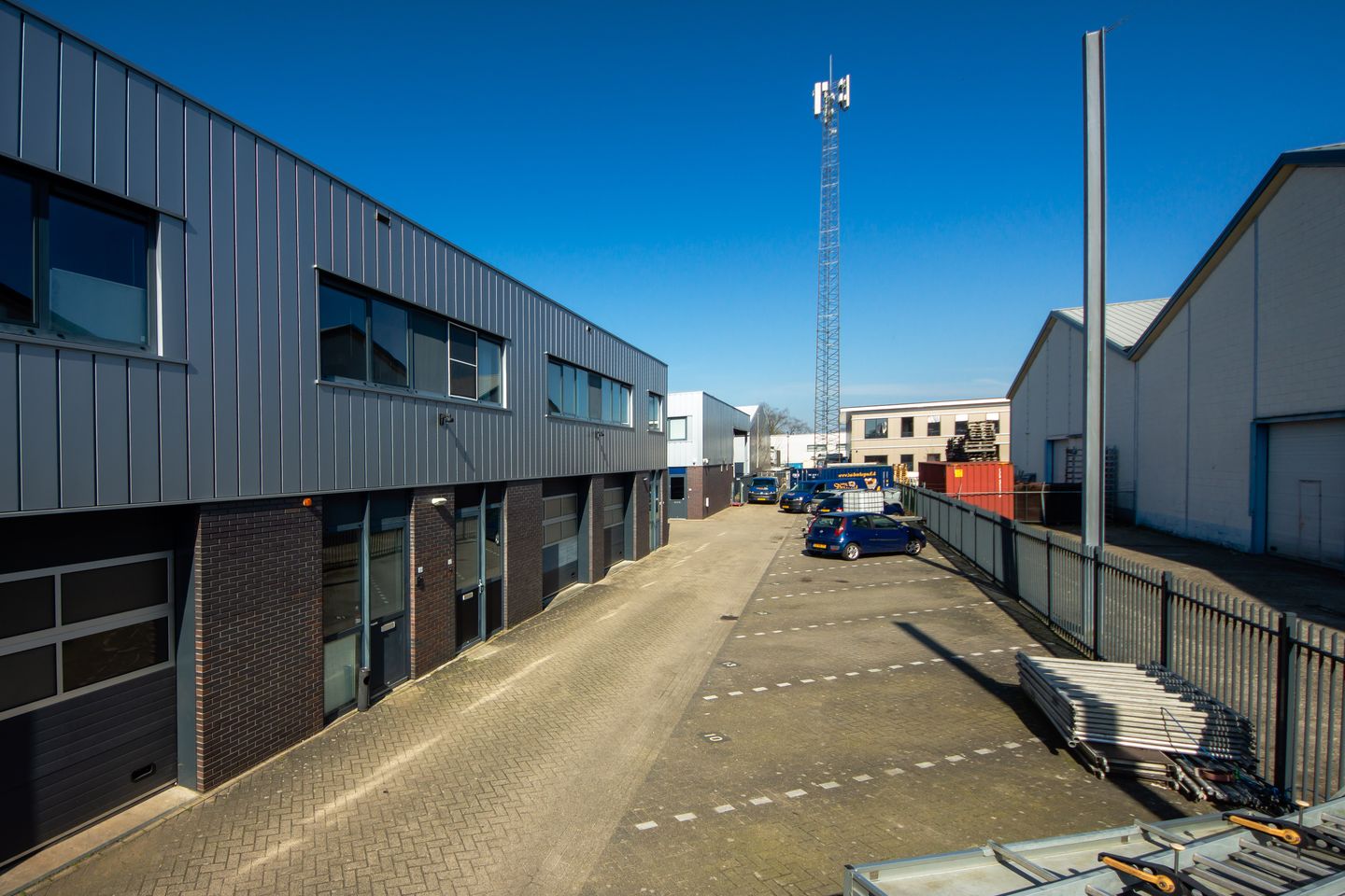 View photo 4 of Uraniumweg 41