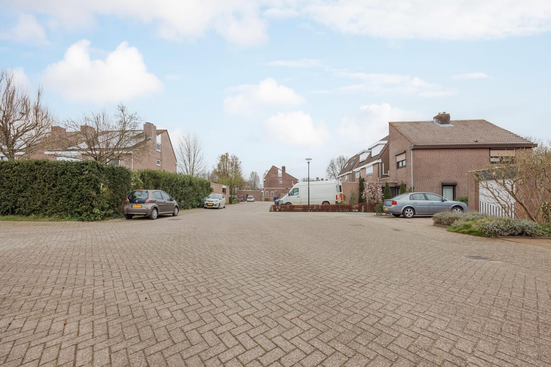 Foto 8 van Benraatshoef 37