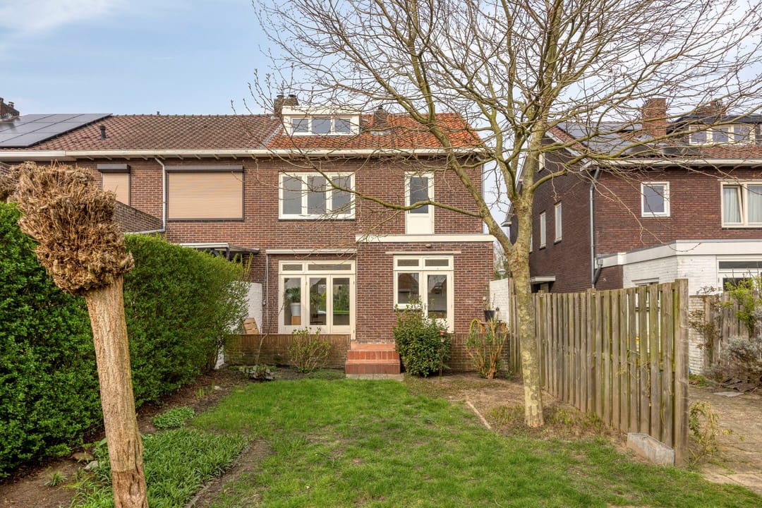 Photo 43 of Bredeweg 45