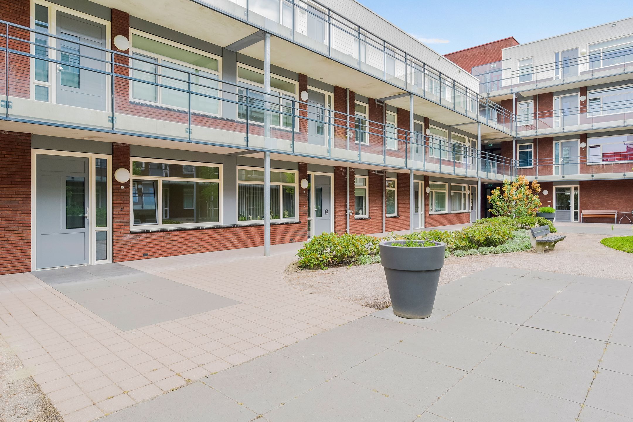 Photo 48 of Overste J M Kolffstraat 9