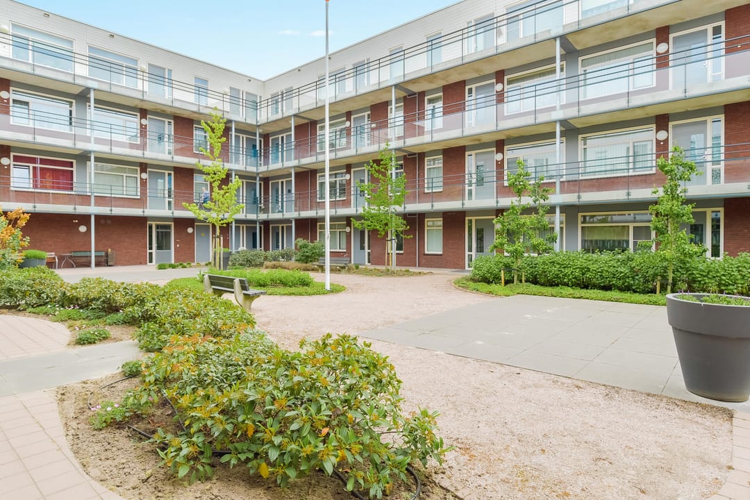 Photo 52 of Overste J M Kolffstraat 9