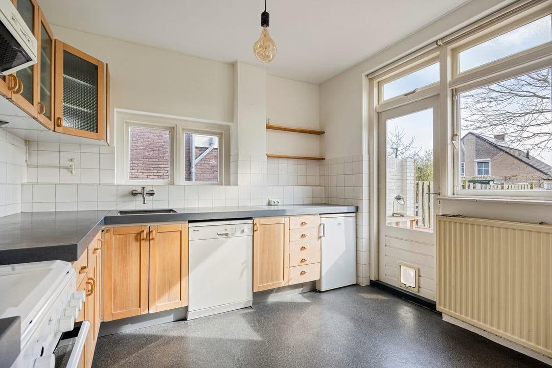 Photo 16 of Bredeweg 45