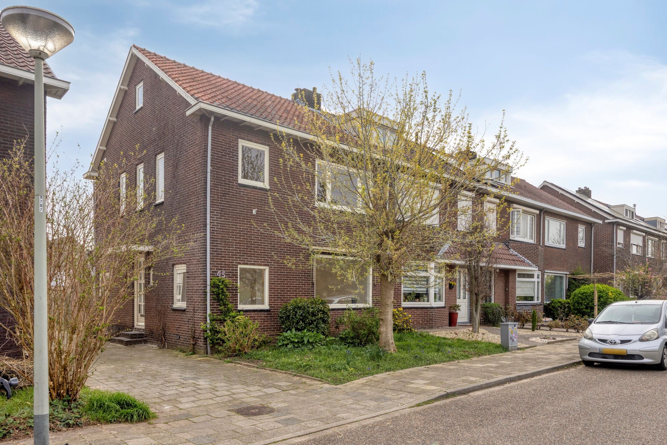 Photo 45 of Bredeweg 45