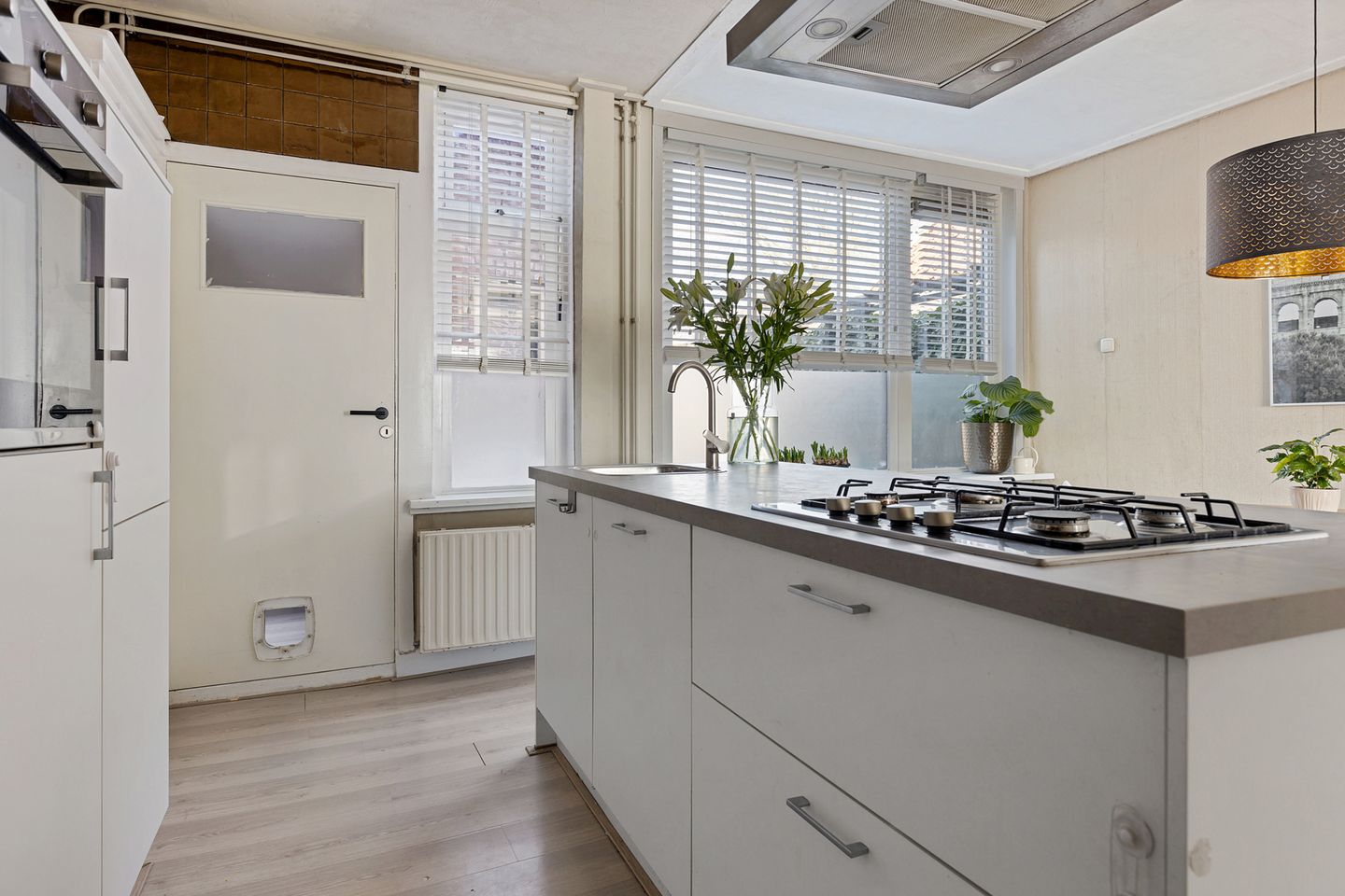 Photo 19 of Koningstraat 11-A