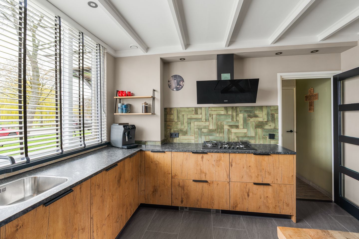 Photo 5 of Ooievaarlaan 8