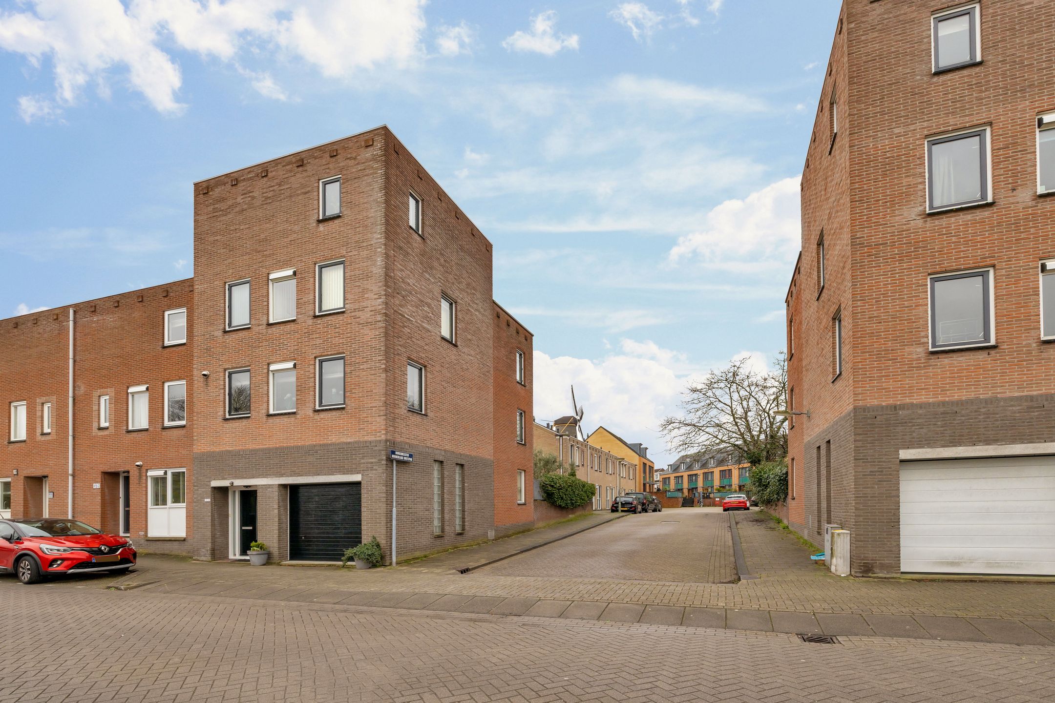 Foto 39 van Burgemeester Honnerlage Gretepad 10