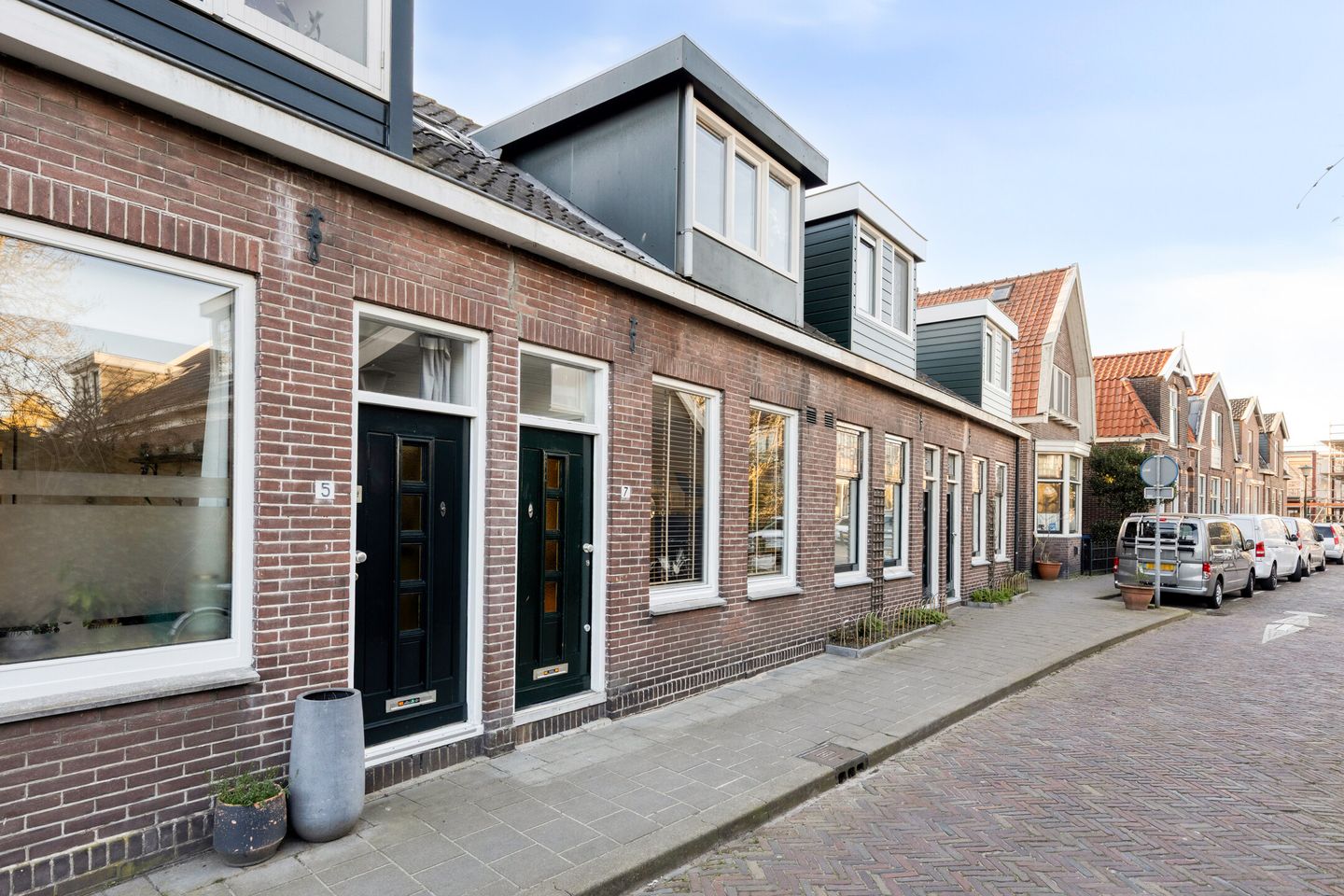Foto 1 van Valkstraat 7