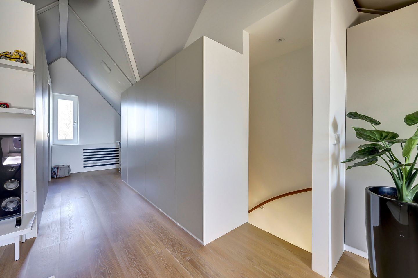 Foto 35 van Zeilenmakersgilde 85