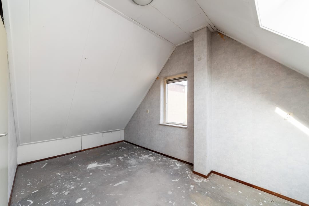 Spacious corner house with garden in Nieuwegein — 25