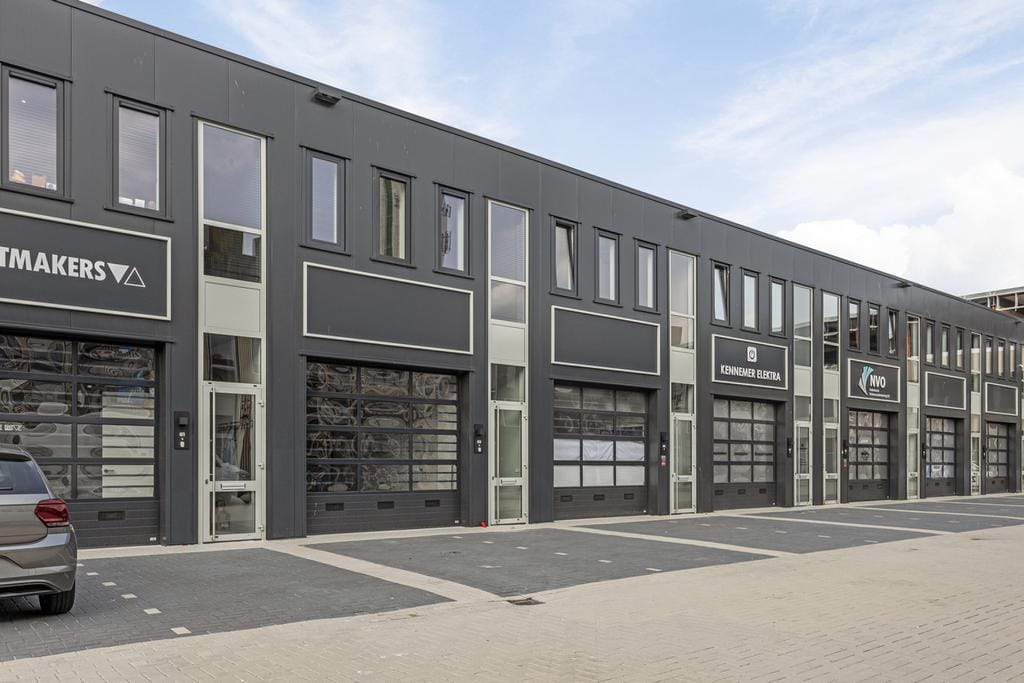 View photo 2 of Hulswitweg 87