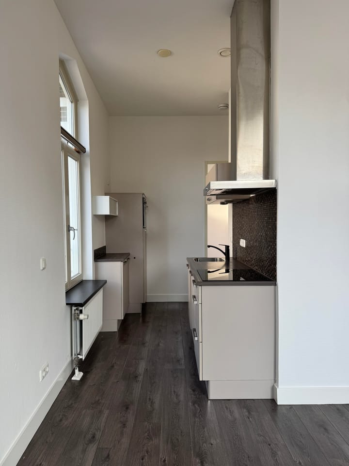 Photo 5 of van Welderenstraat 129