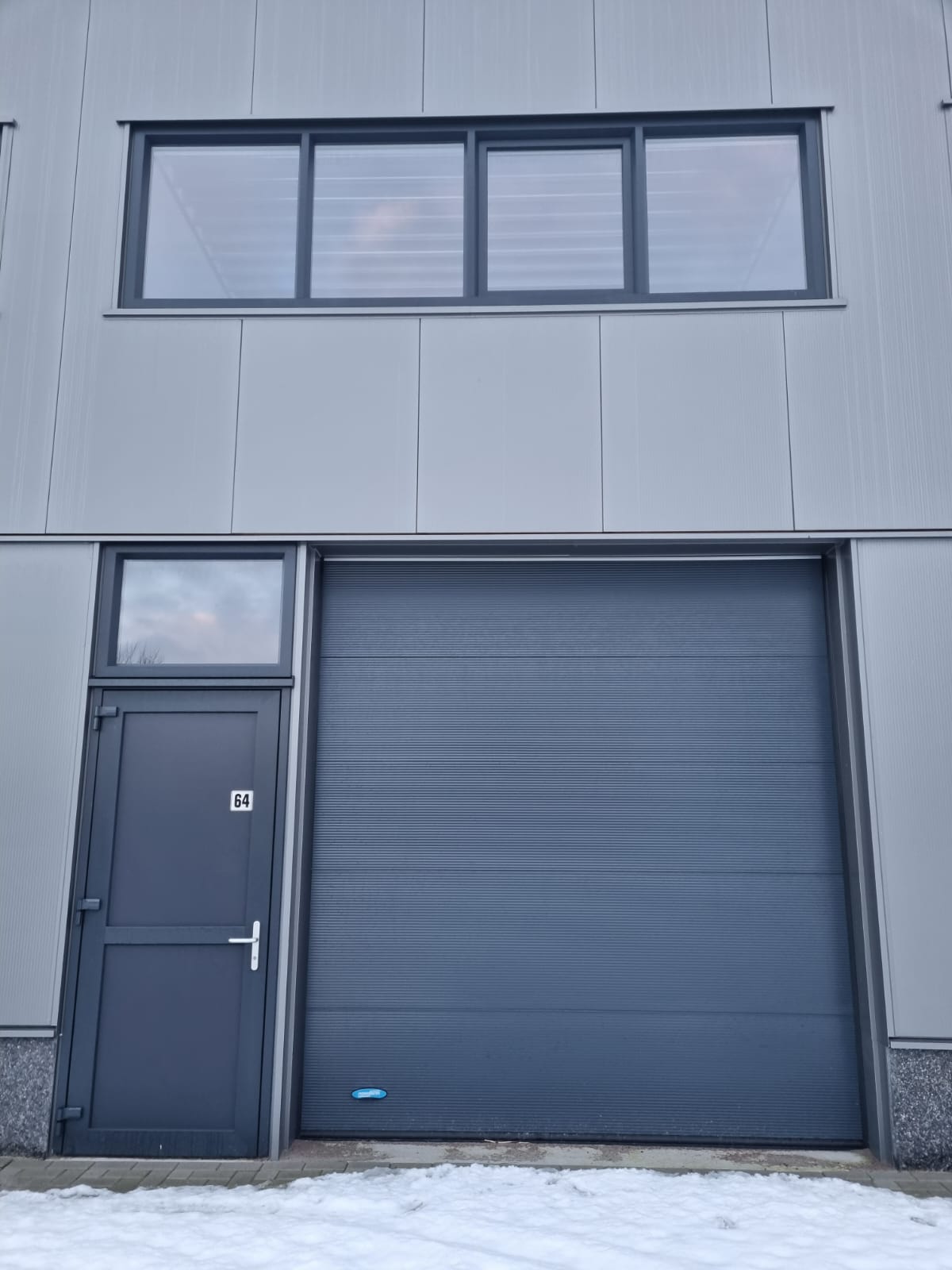 Bekijk foto 2 van Einsteinweg 64