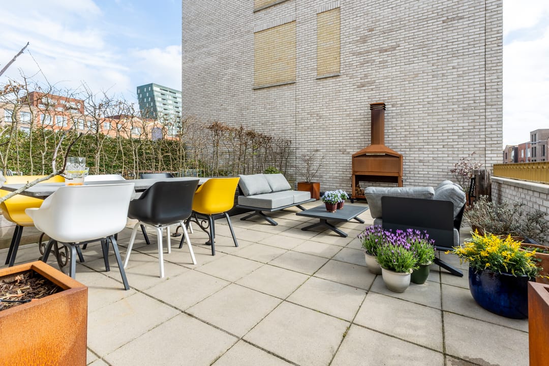 Luxe 6-kamer hoekwoning met 2 terrassen en 2 parkeerplaatsen — 16