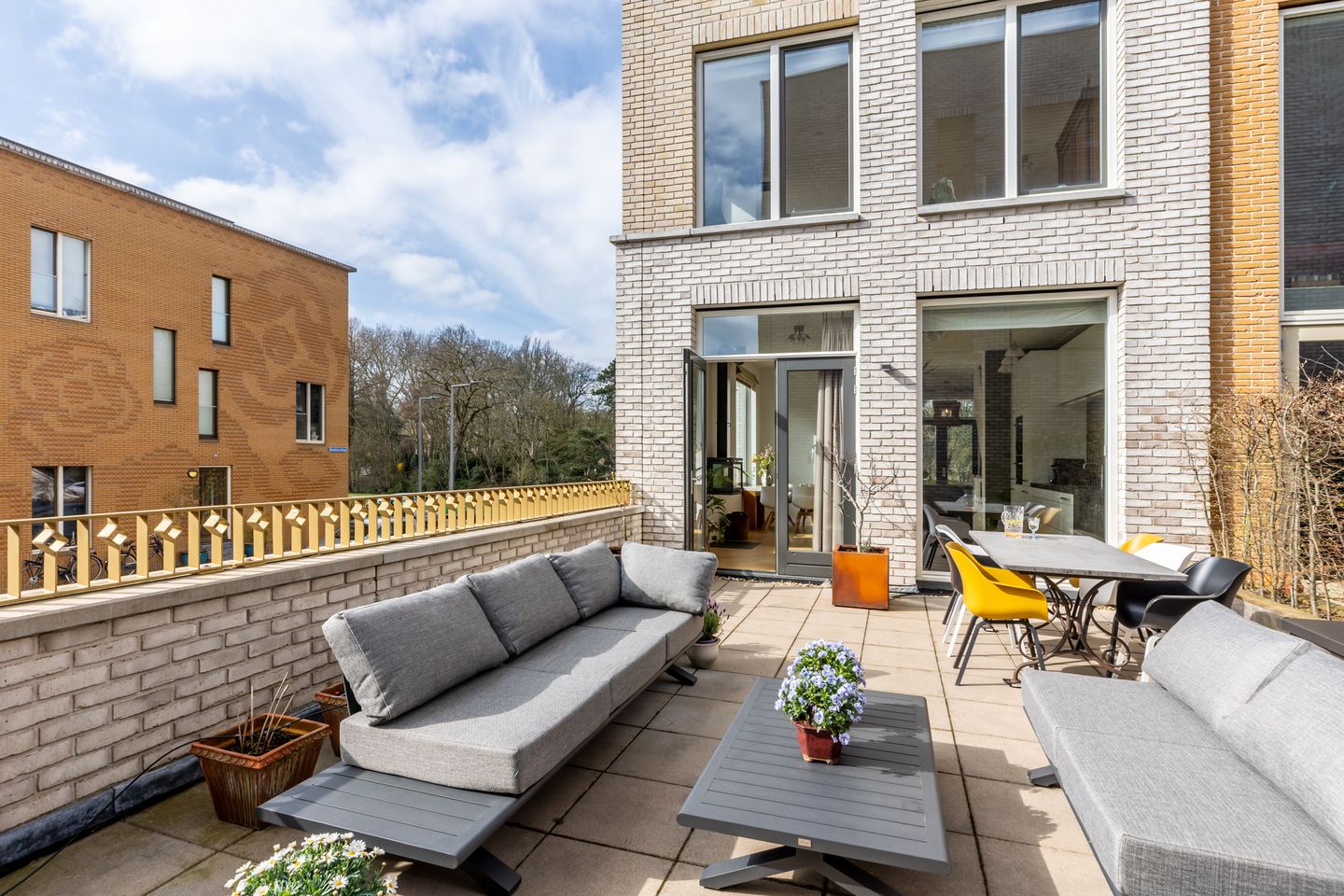 Luxe 6-kamer hoekwoning met 2 terrassen en 2 parkeerplaatsen — 18