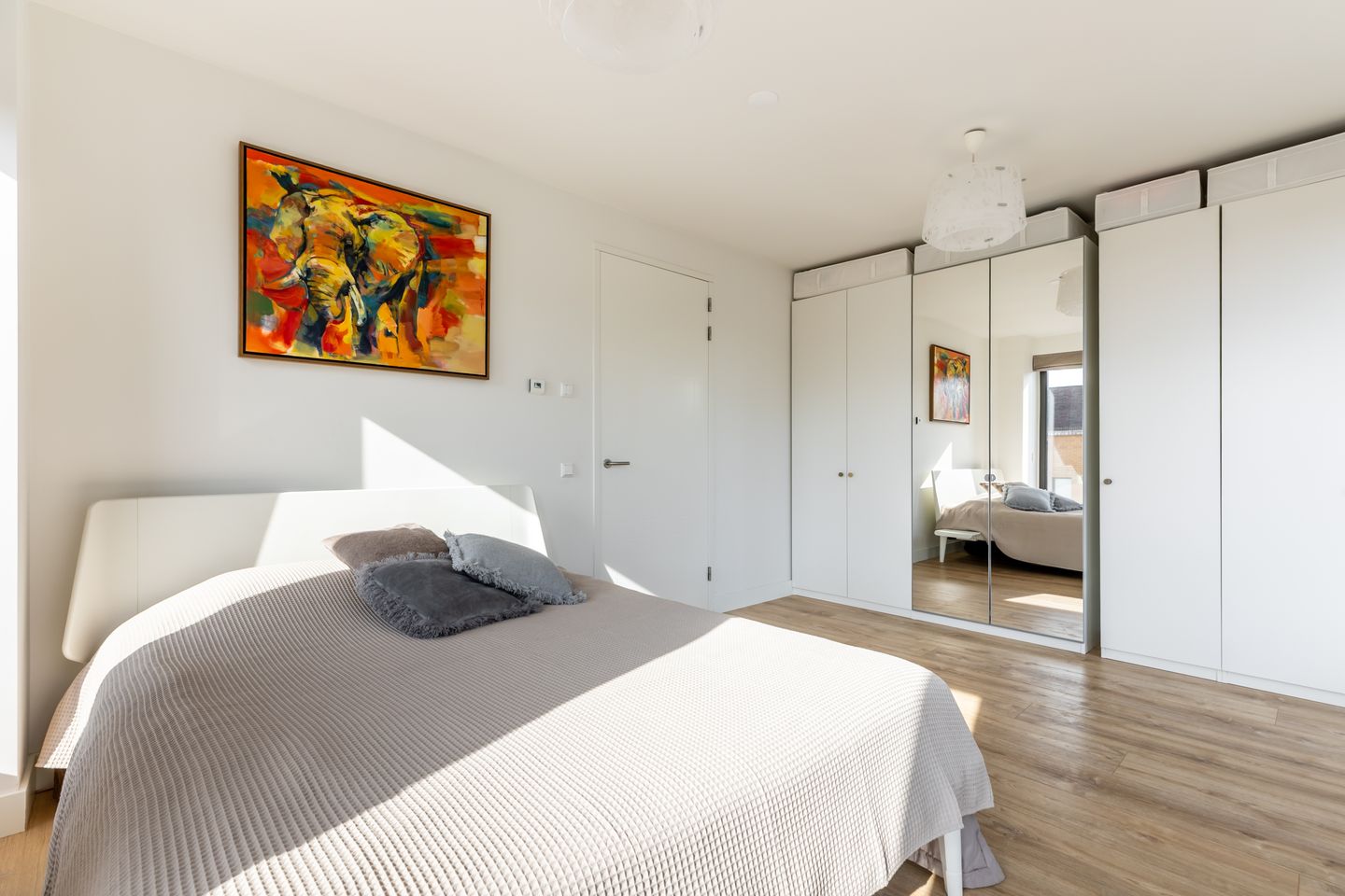 Luxe 6-kamer hoekwoning met 2 terrassen en 2 parkeerplaatsen — 28