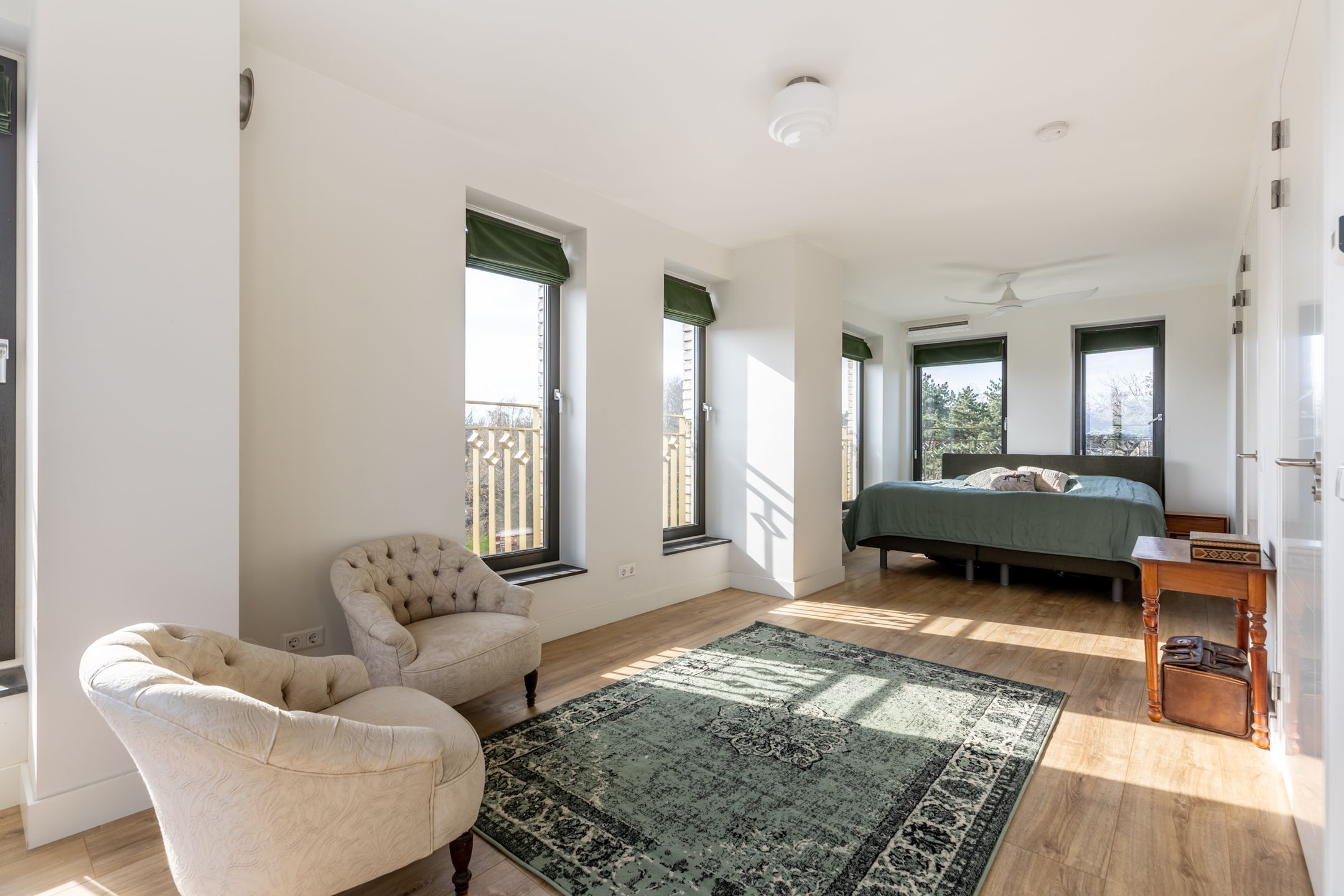 Luxe 6-kamer hoekwoning met 2 terrassen en 2 parkeerplaatsen — 32