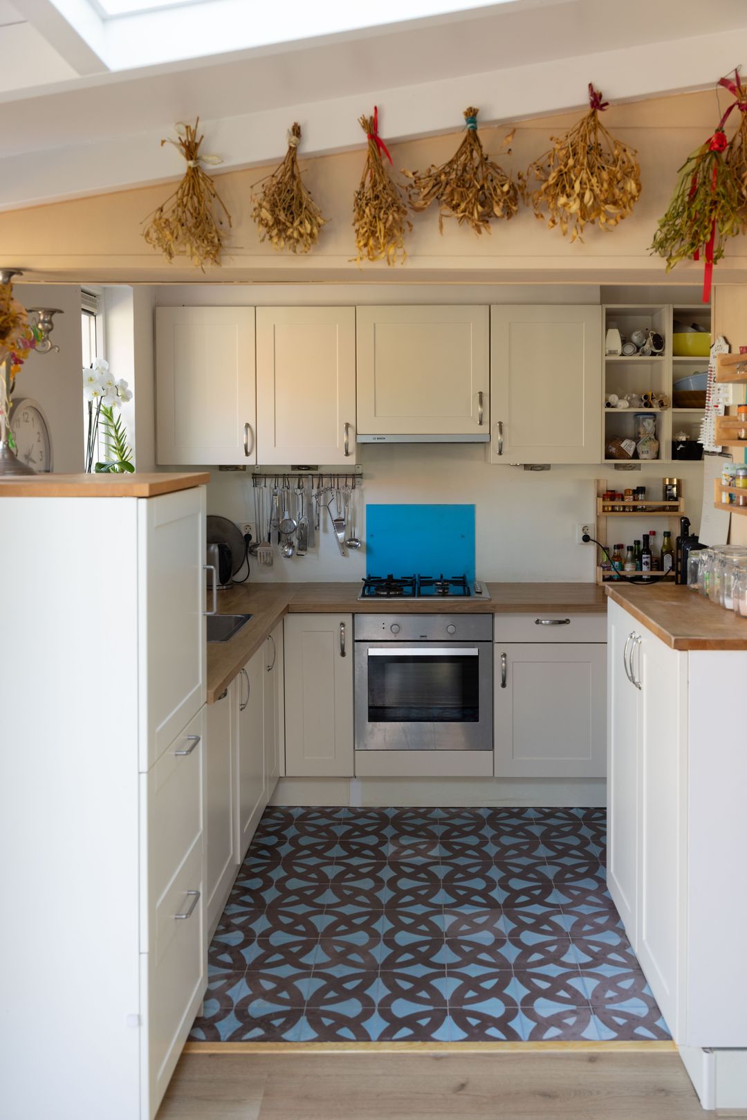 Foto 8 van van Tienhovenlaan 17