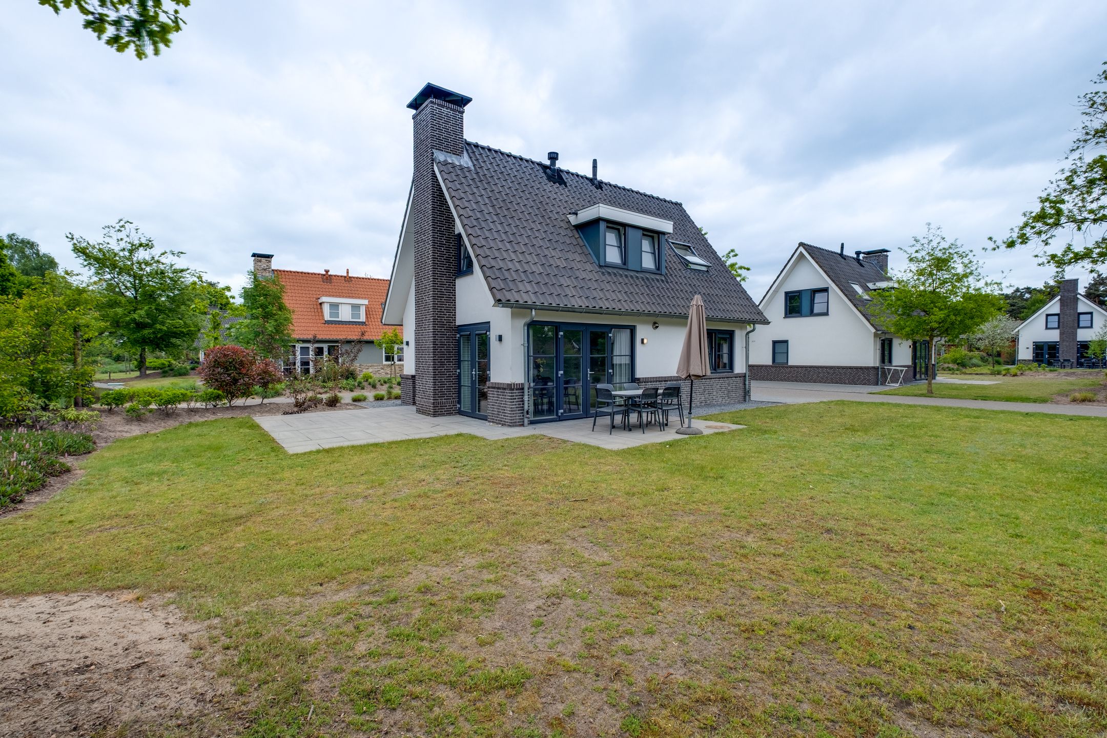 4-bedroom freehold villa in Lochem — photo 5 of 5