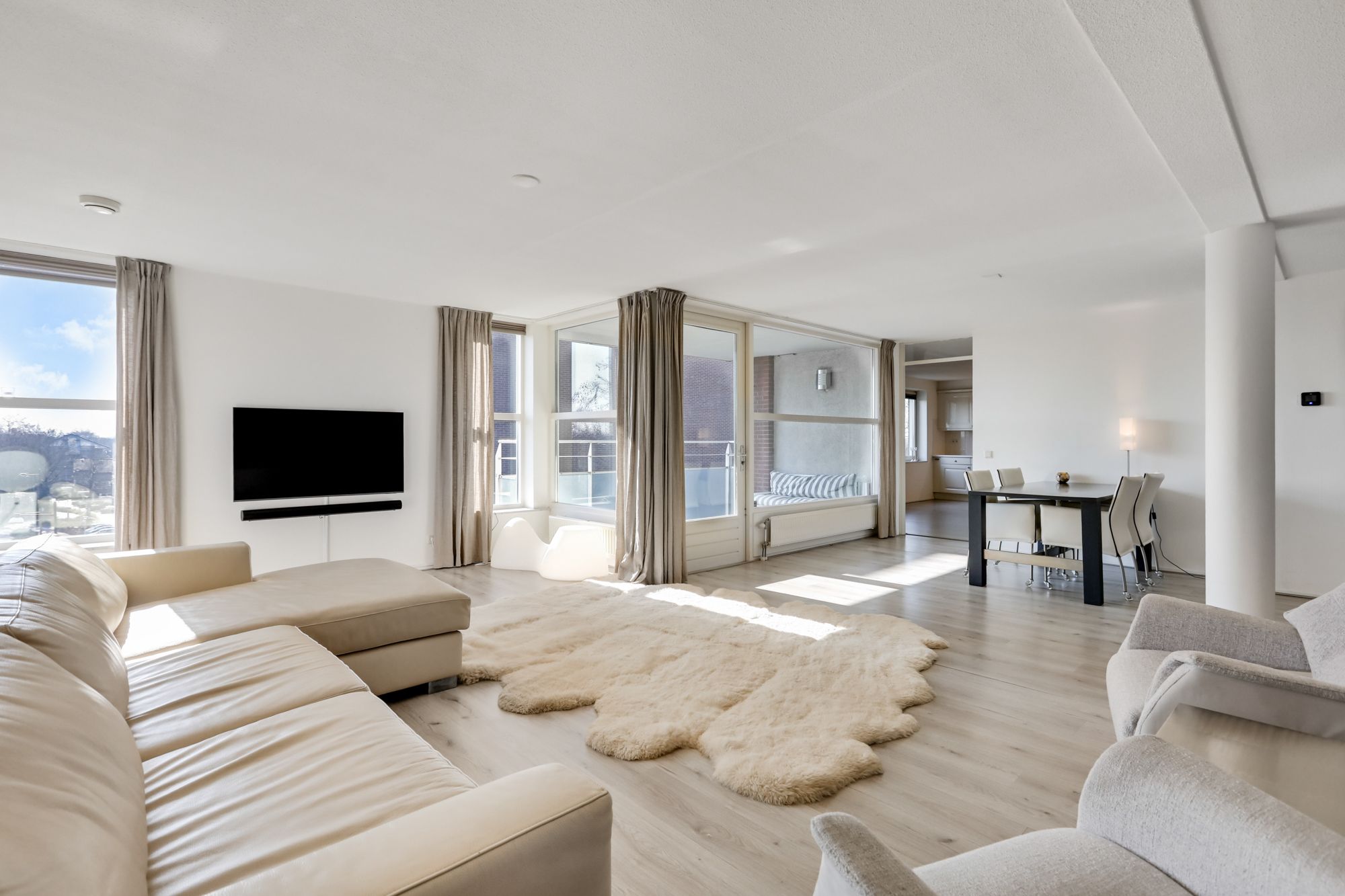 Spacious Corner Apartment with Parking and Energy Label A in City Center — 14