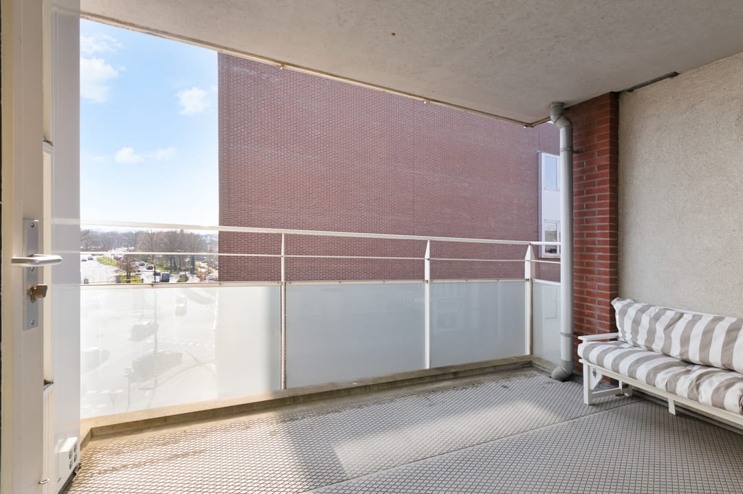 Spacious Corner Apartment with Parking and Energy Label A in City Center — 22