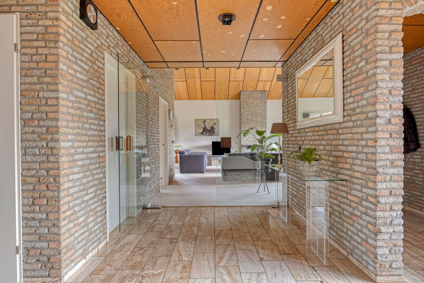 Photo 14 of Eekwal 8