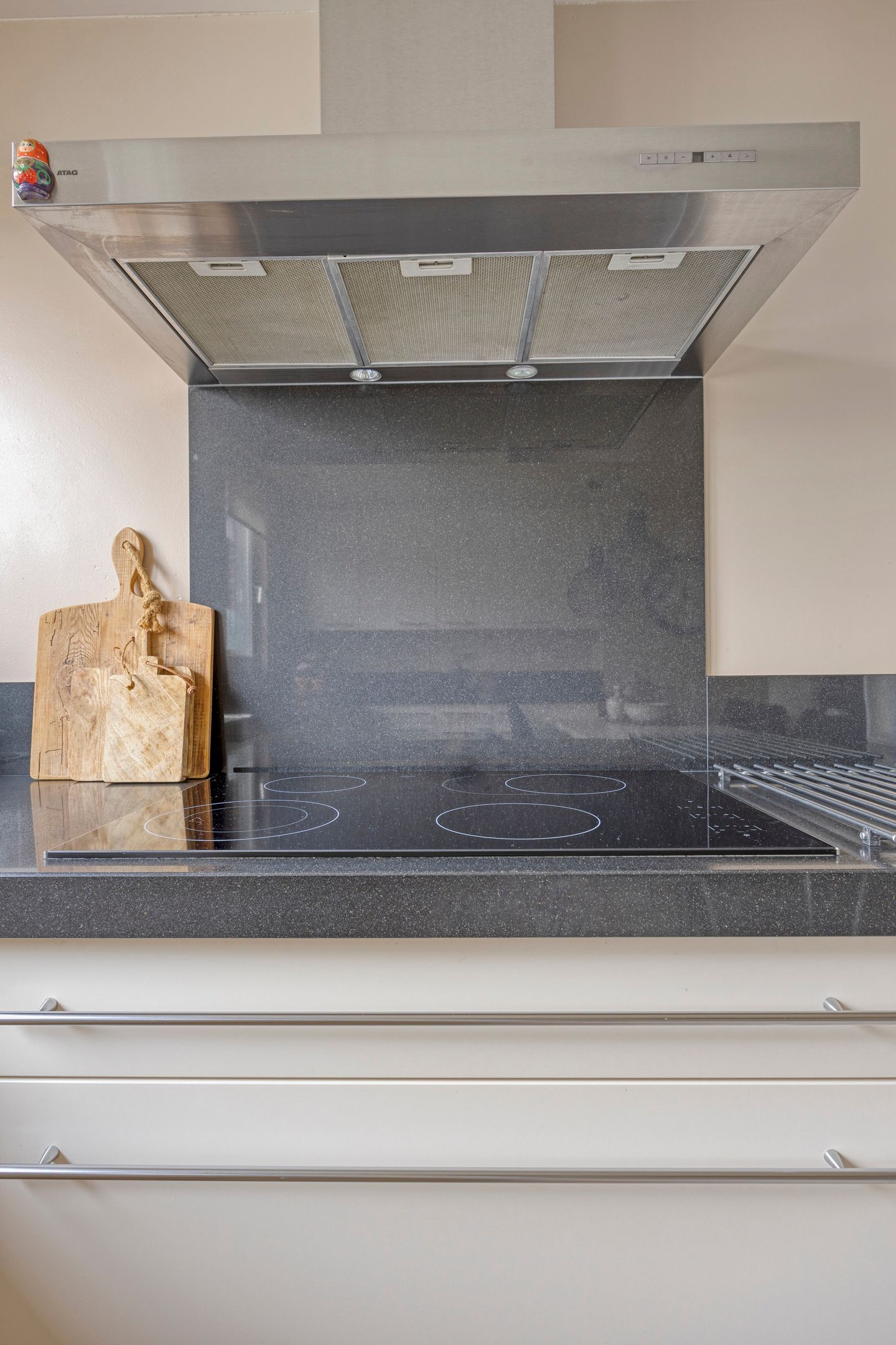 Photo 25 of Eekwal 8