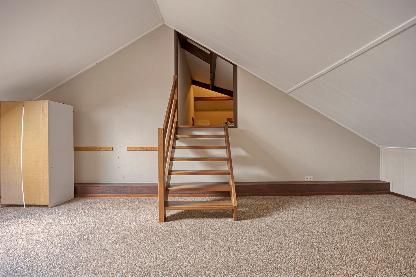 Photo 44 of Eekwal 8