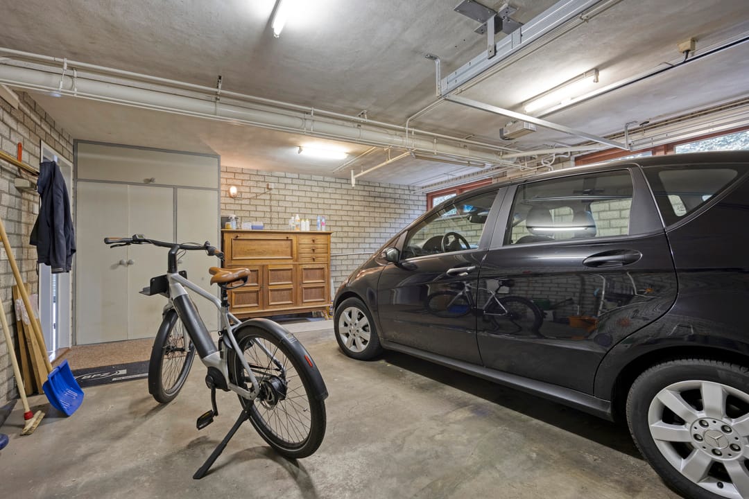 Photo 53 of Eekwal 8