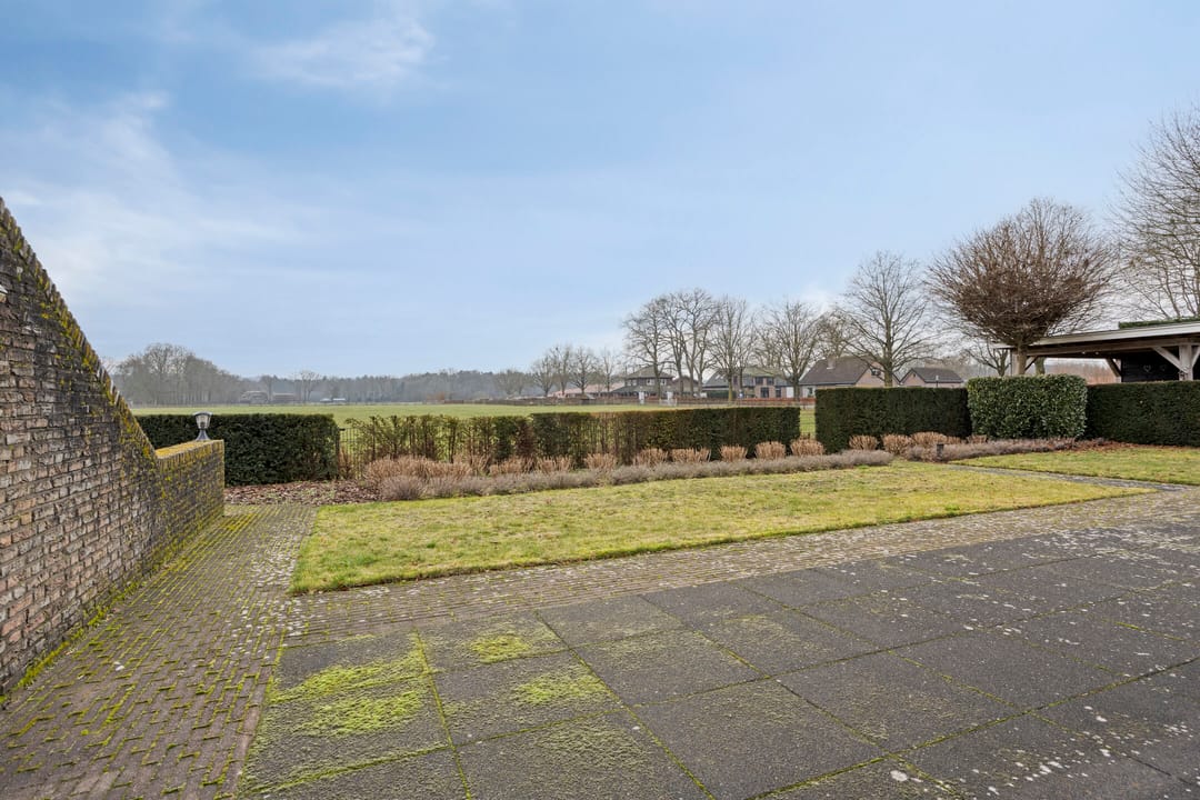 Photo 56 of Eekwal 8