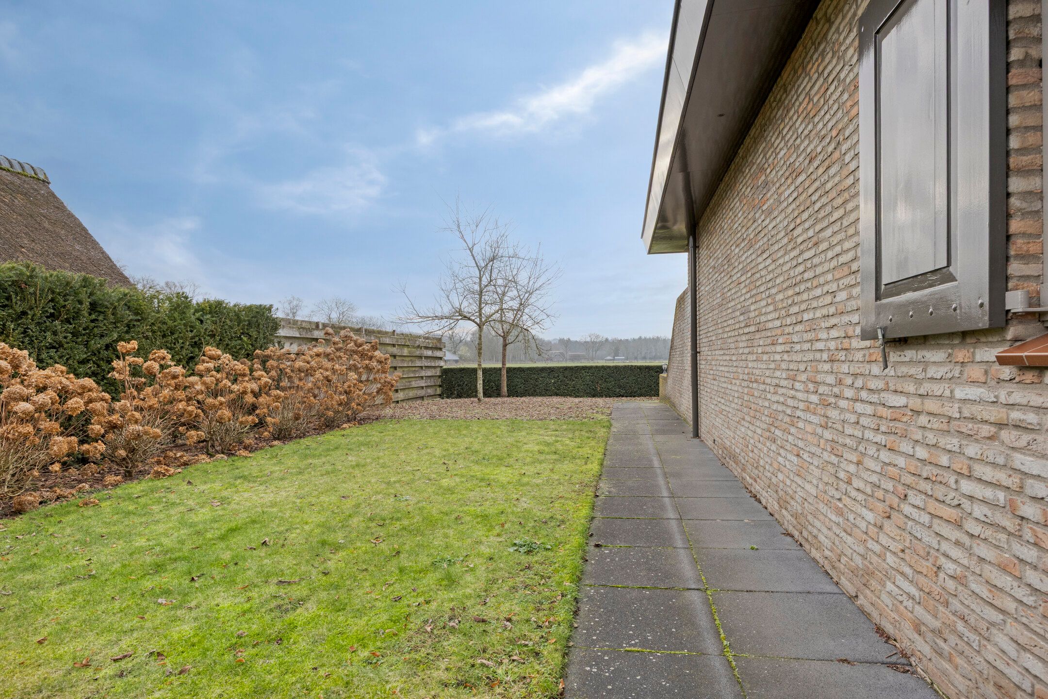 Photo 57 of Eekwal 8