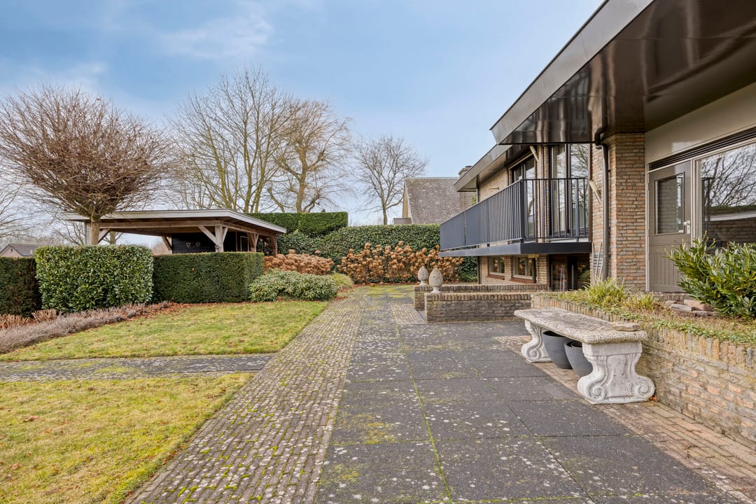 Photo 58 of Eekwal 8