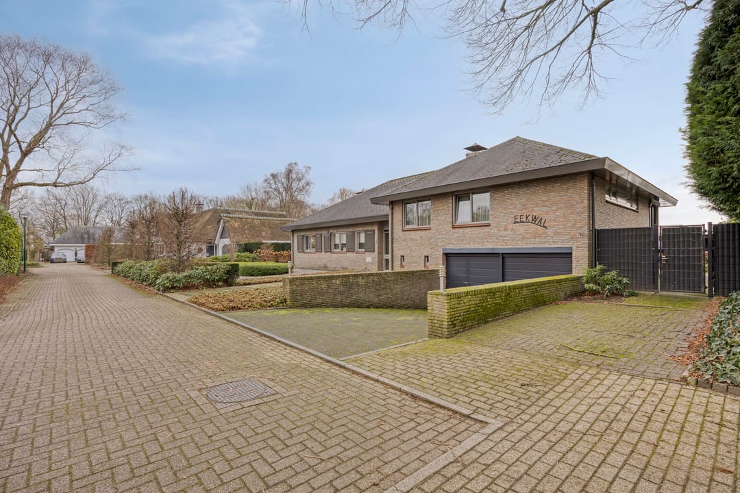 Photo 71 of Eekwal 8