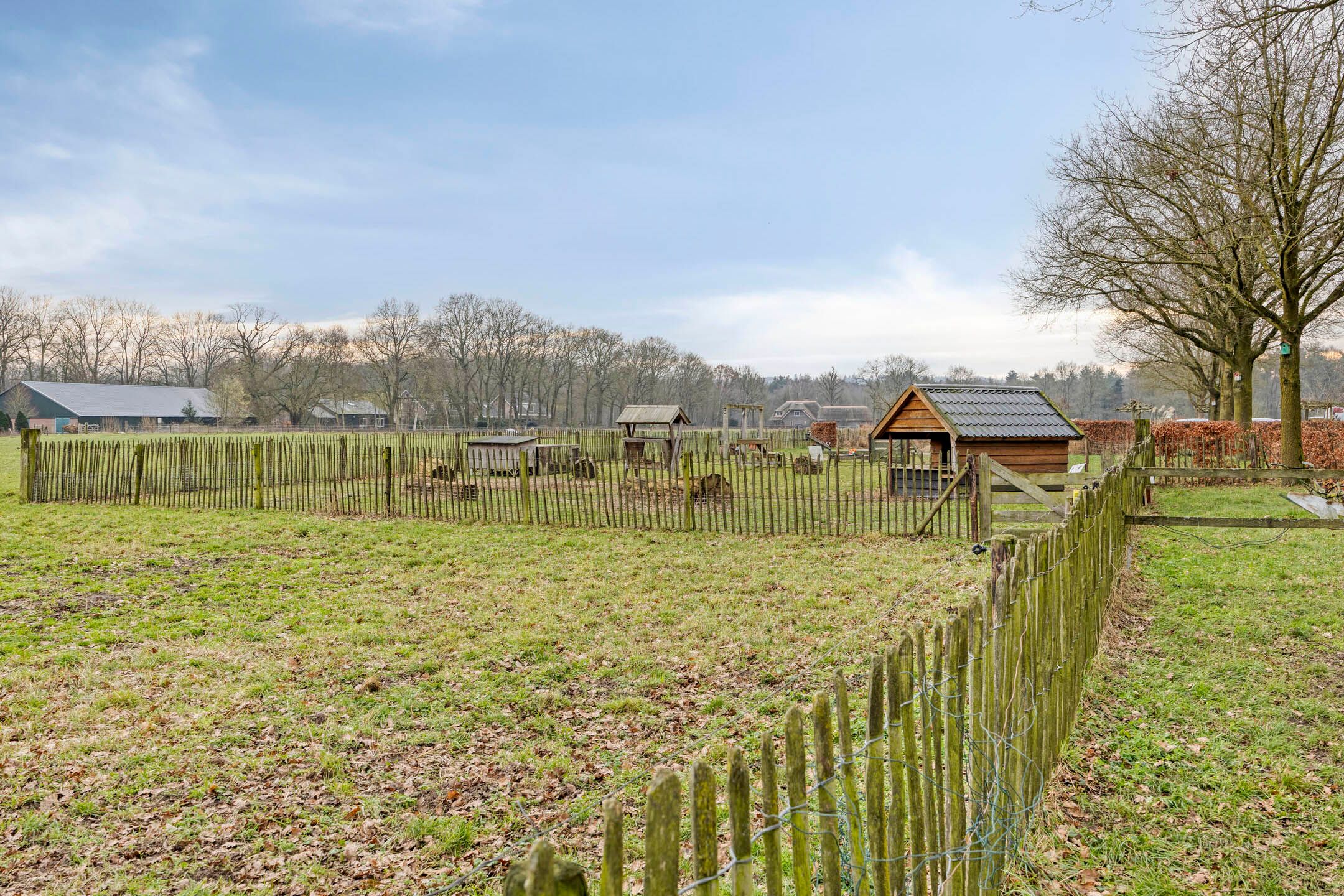 Photo 75 of Eekwal 8