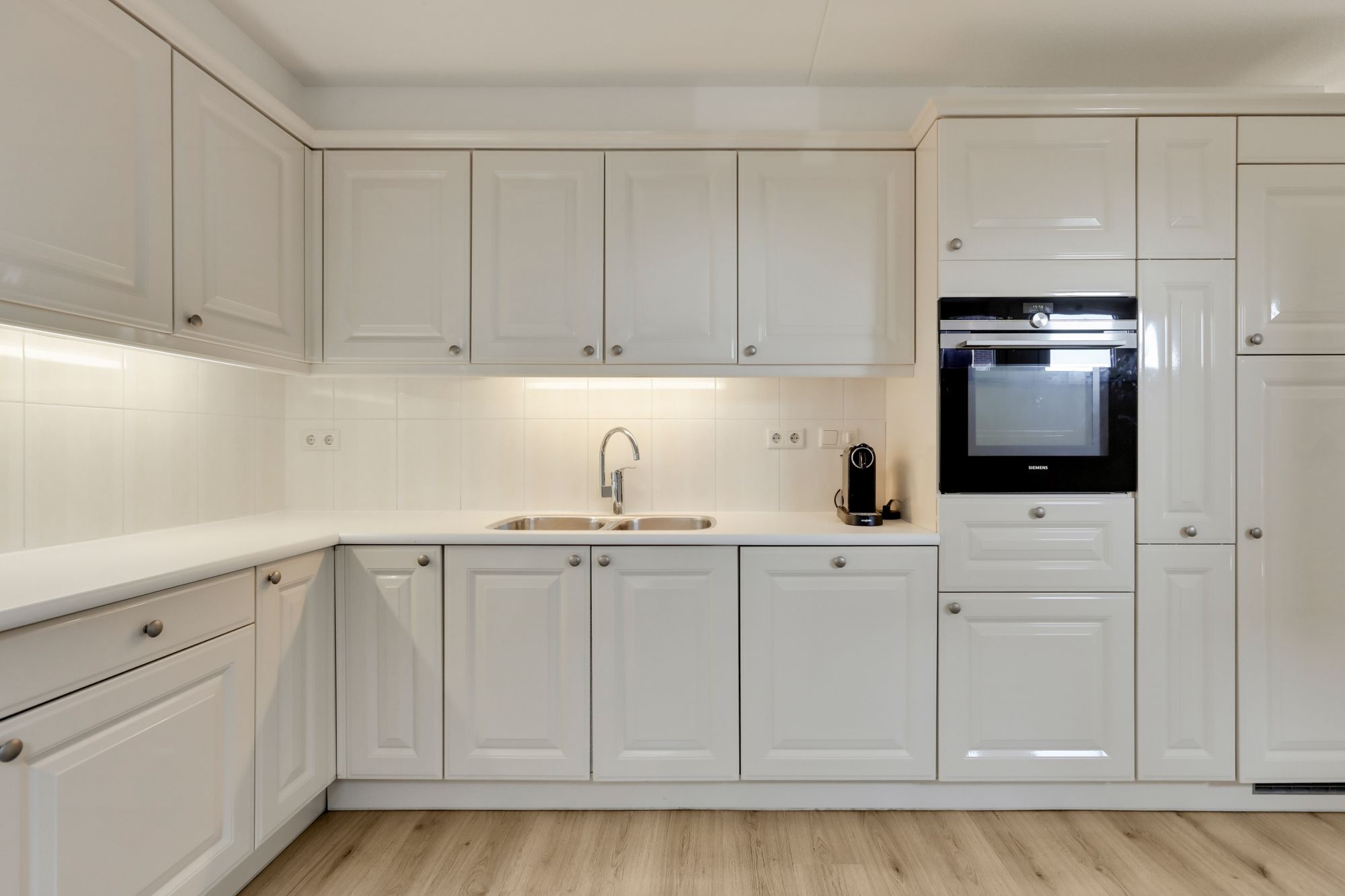 Spacious Corner Apartment with Parking and Energy Label A in City Center — 17