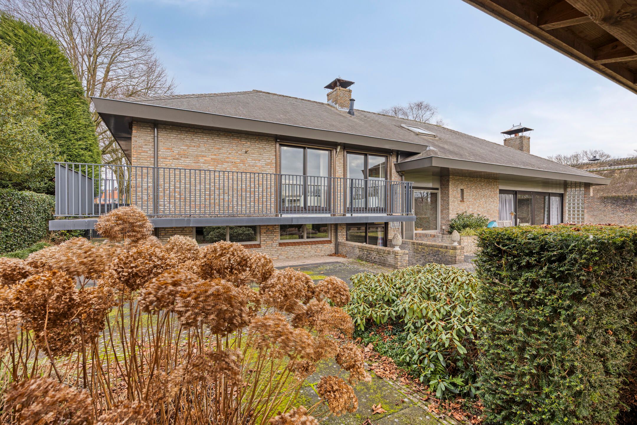 Photo 63 of Eekwal 8