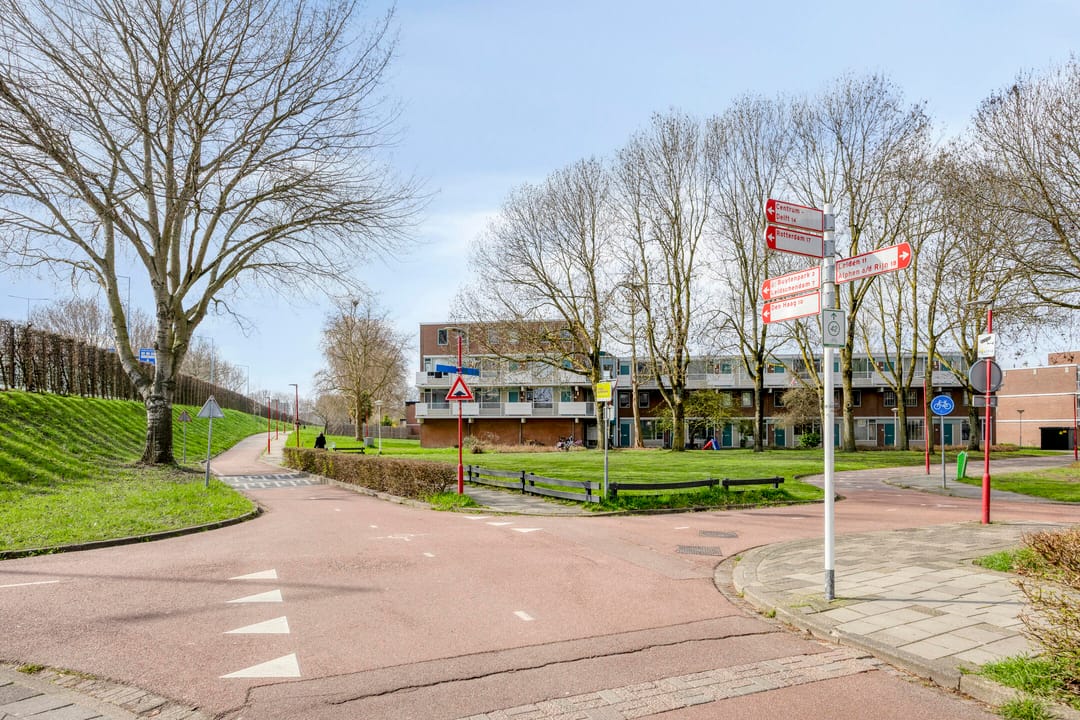 Photo 43 of Buitenom 27
