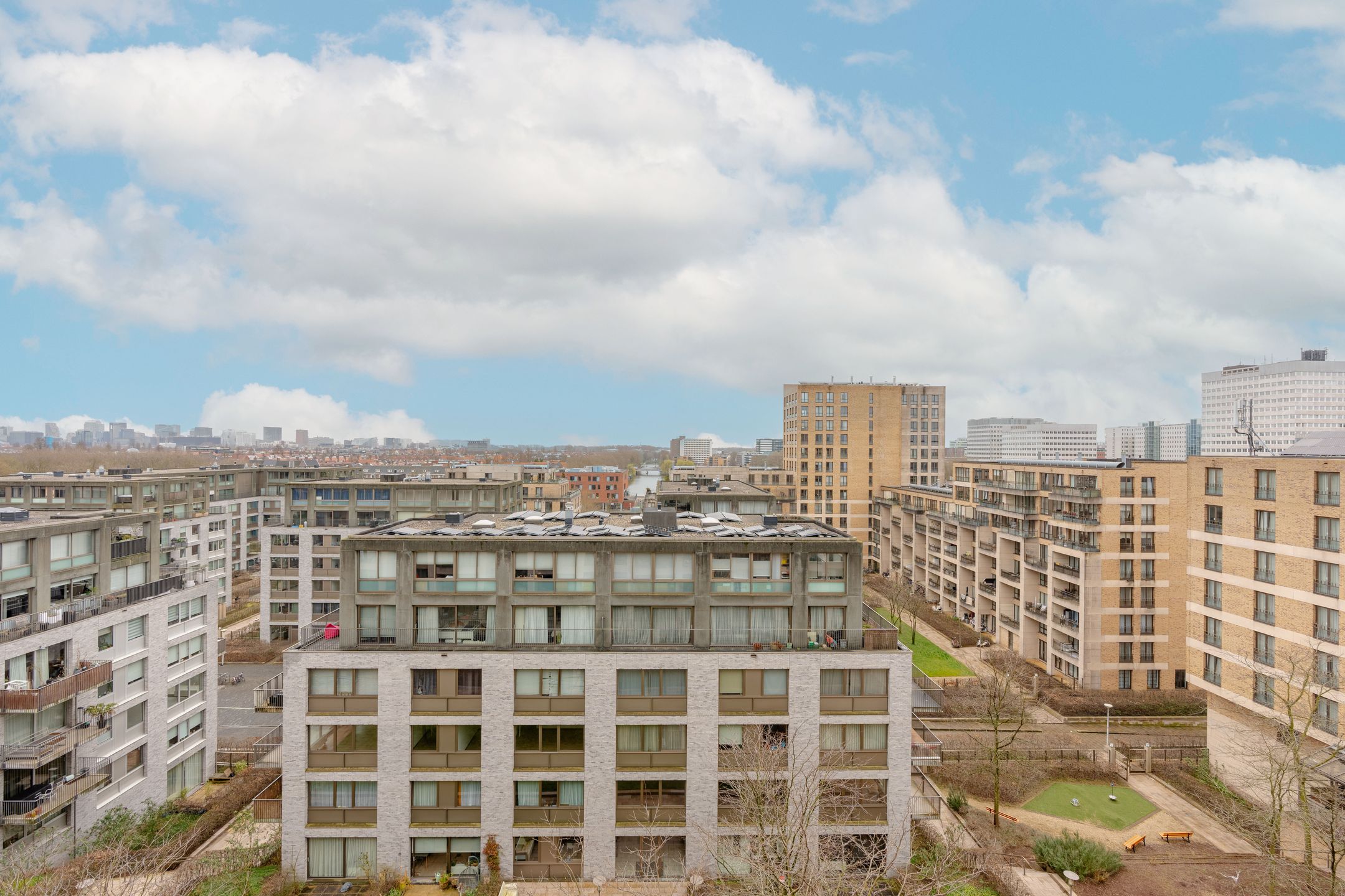 Foto 9 van Titus van Rijnstraat 293