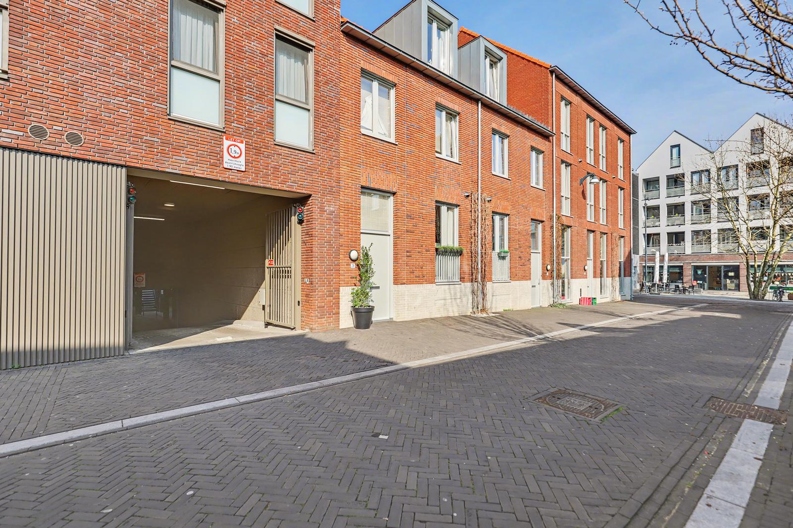 Foto 66 van Helschriksel 27