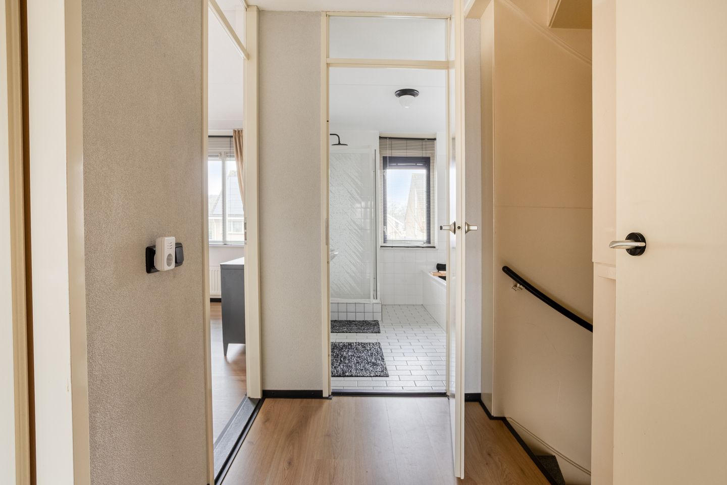 Photo 19 of Kantmos 42