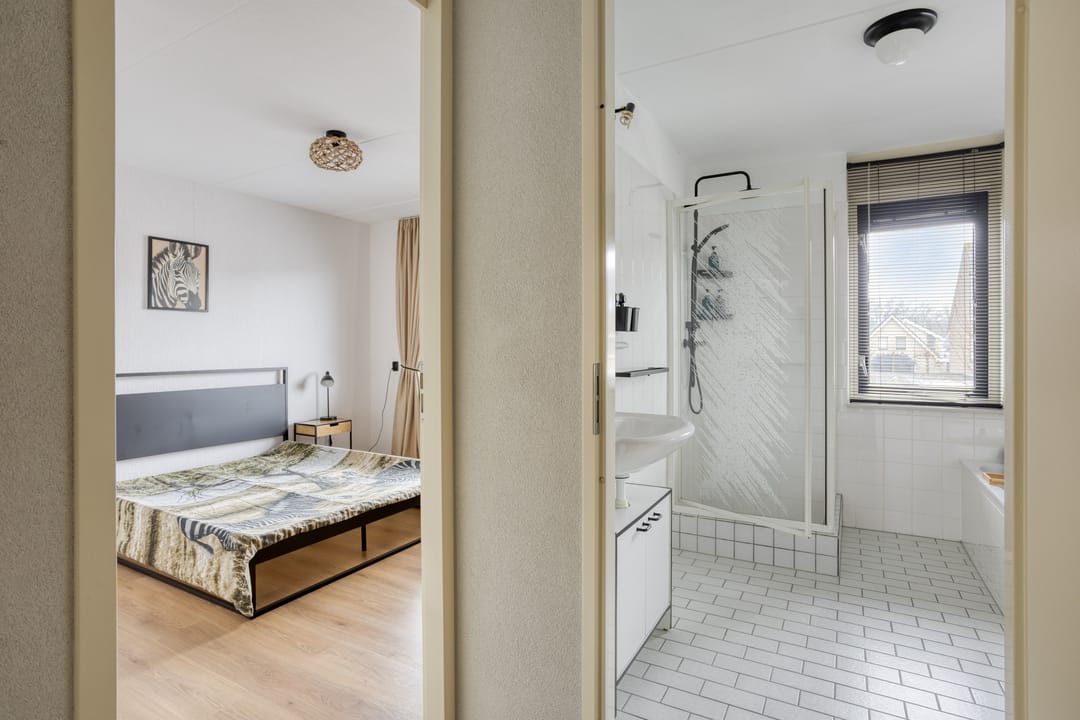 Photo 22 of Kantmos 42