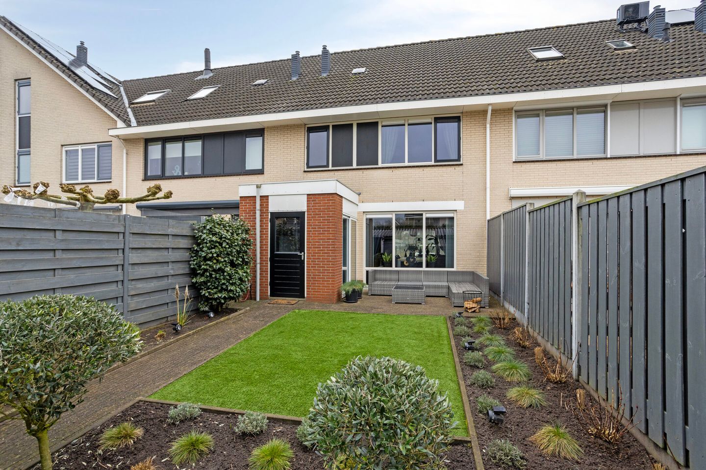 Photo 34 of Kantmos 42