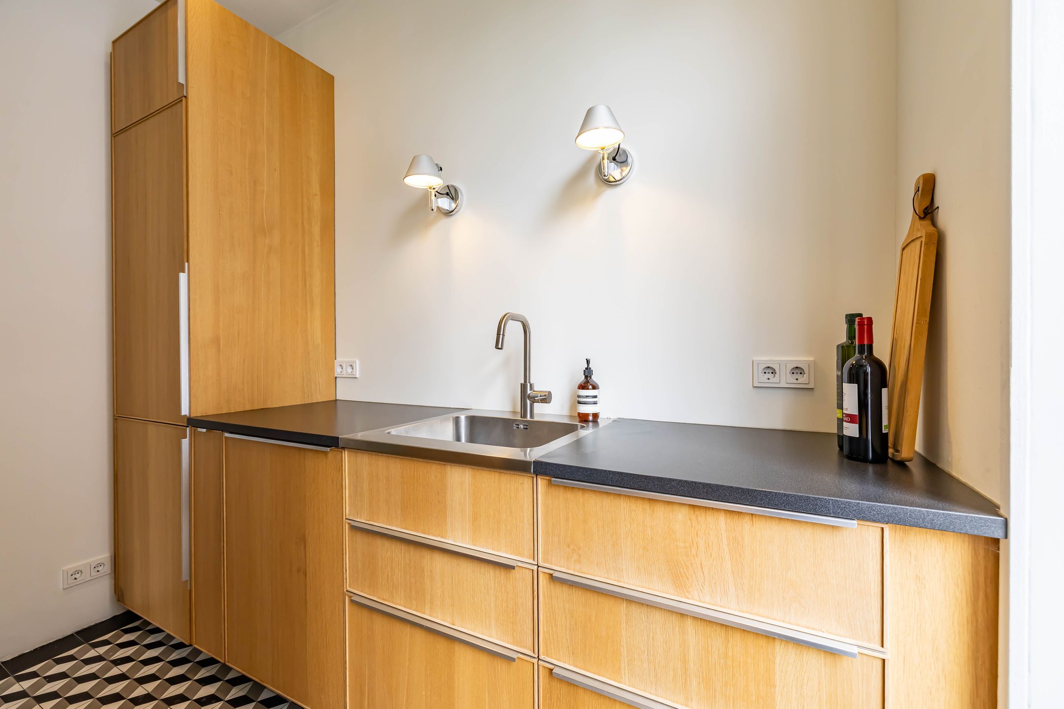 Photo 24 of Nieuwe Kerkhof 14-A