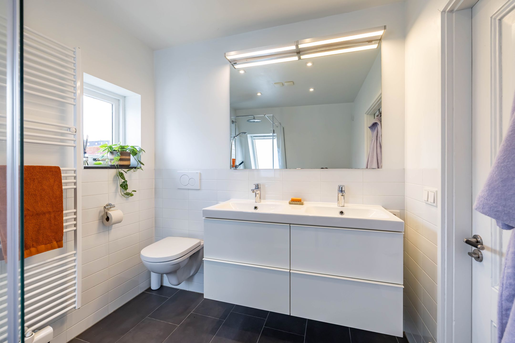 Photo 39 of Nieuwe Kerkhof 14-A