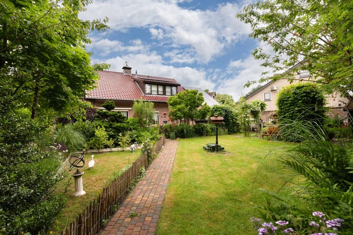 Photo 4 of Oosthof 5