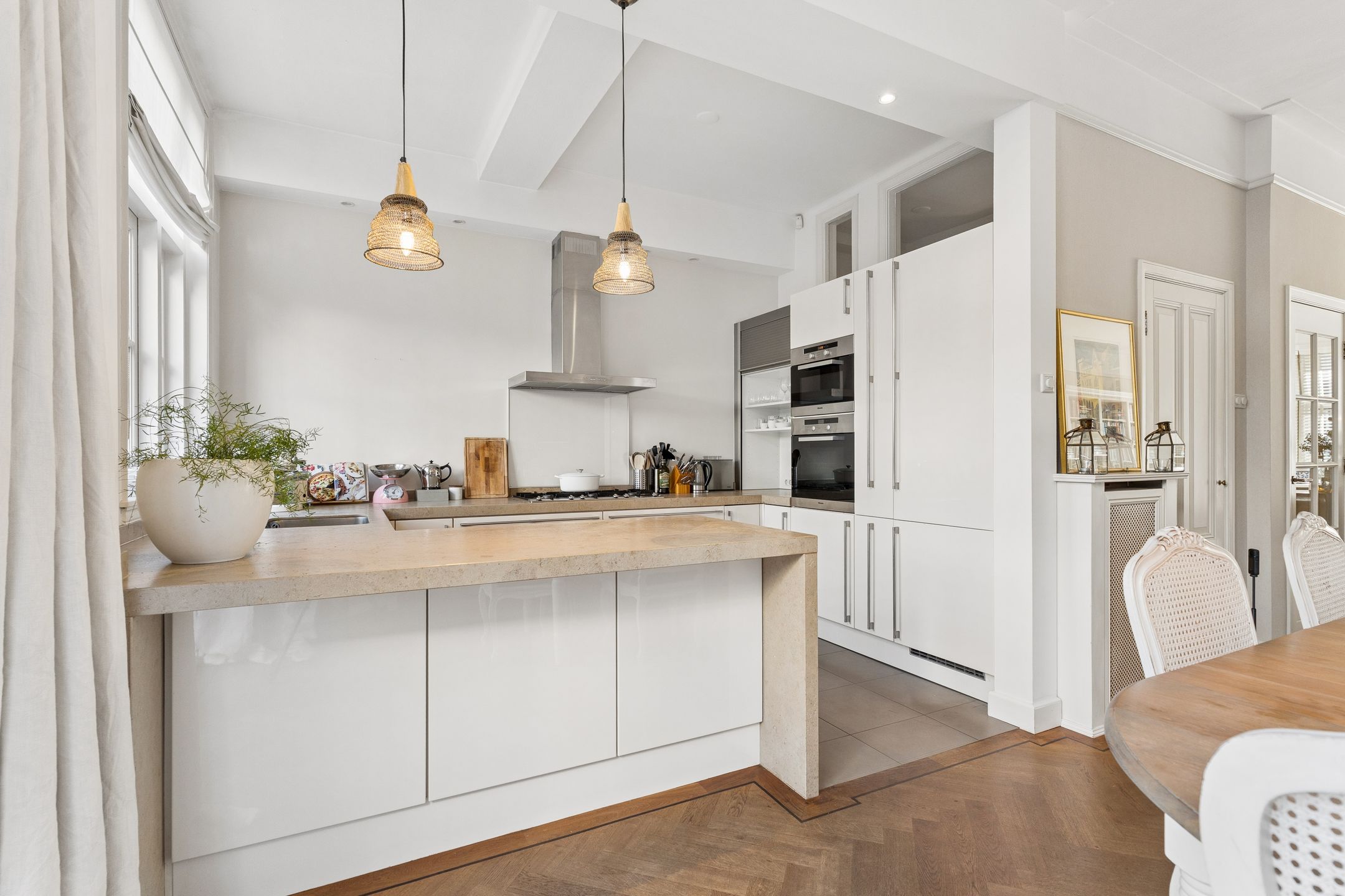 Photo 18 of Gerrit van der Veenstraat 98