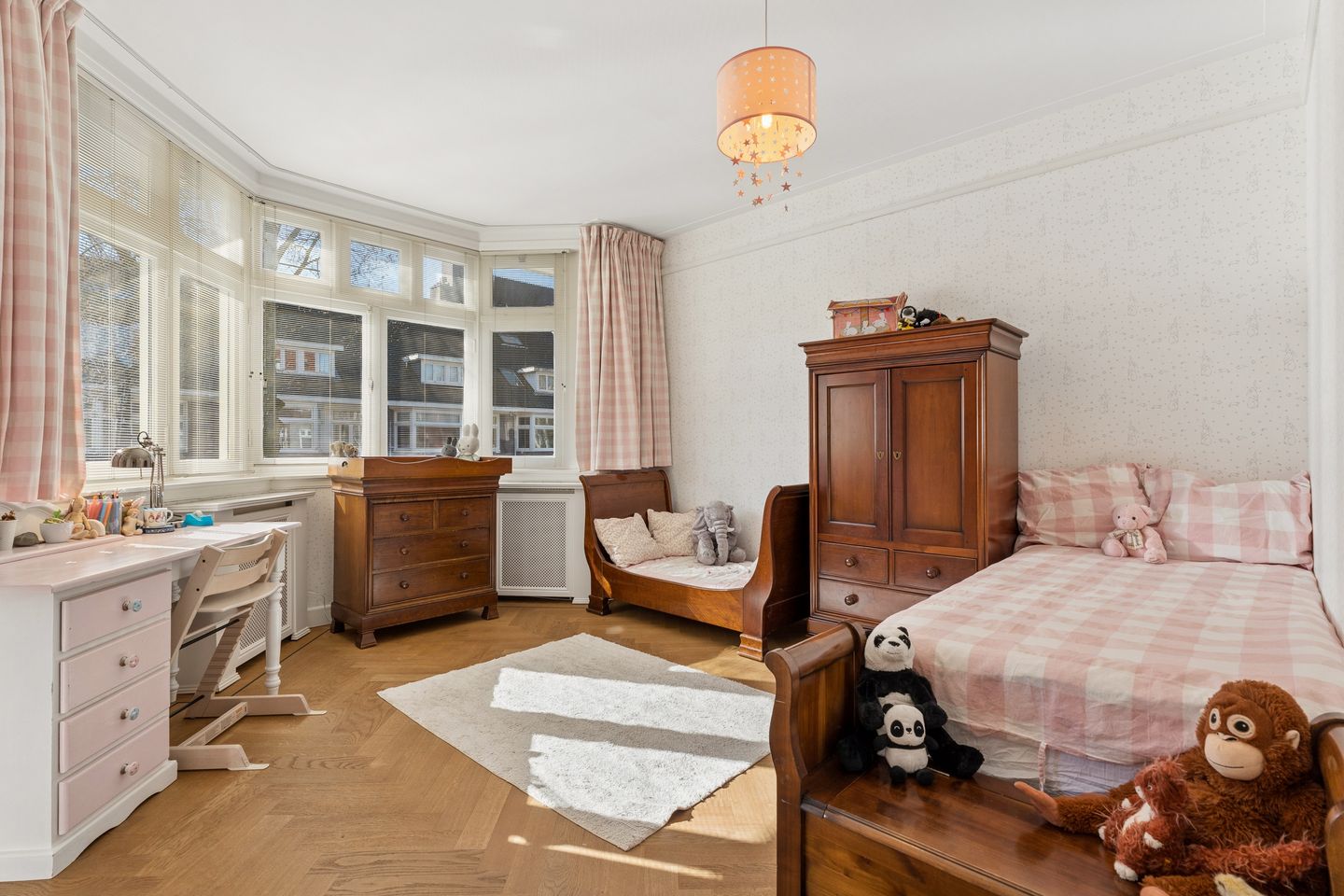 Photo 25 of Gerrit van der Veenstraat 98