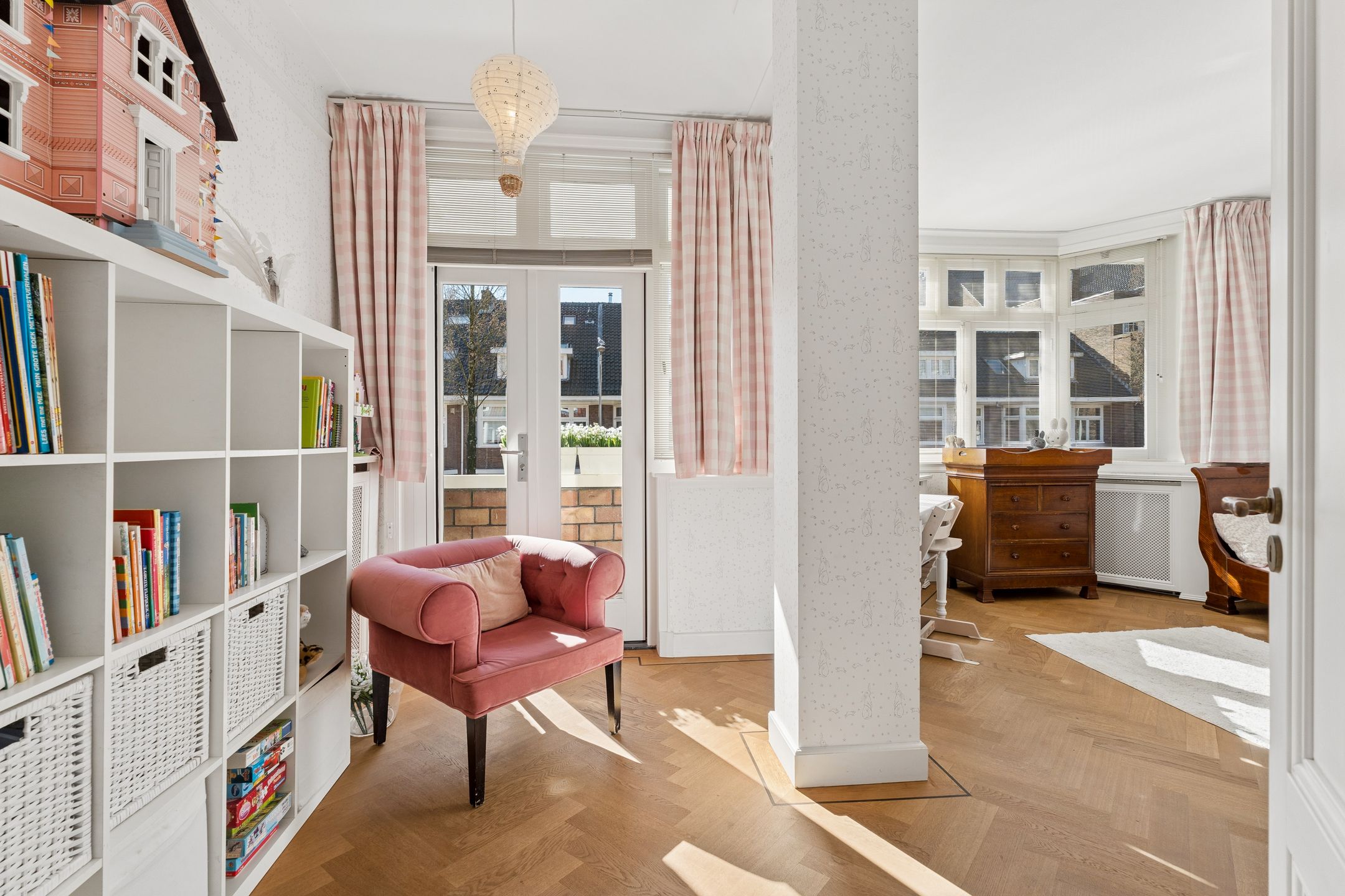 Photo 24 of Gerrit van der Veenstraat 98