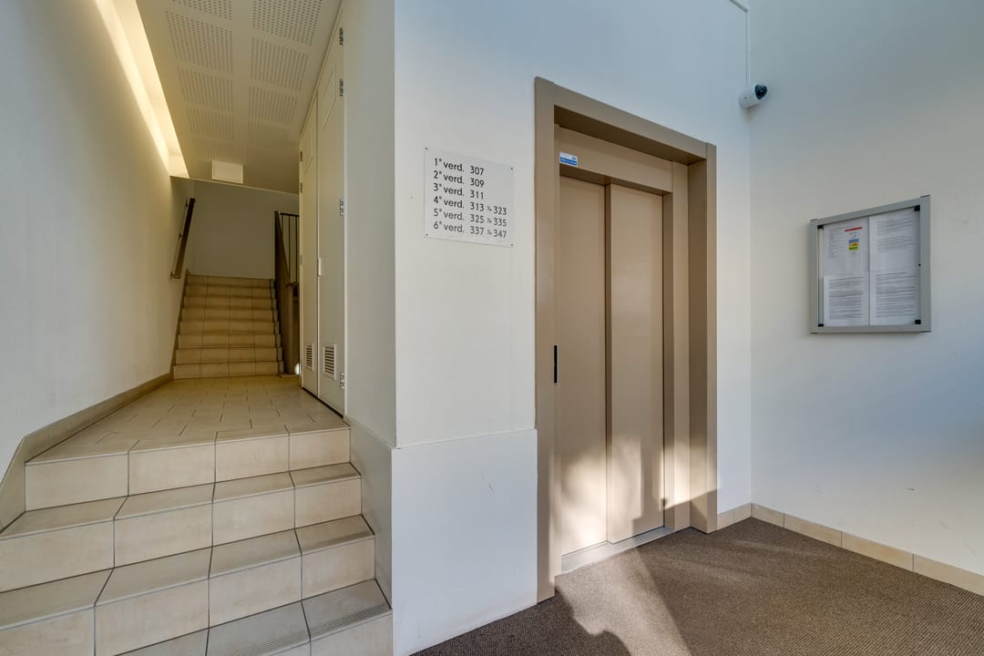 Photo 26 of Amstelvlietstraat 331